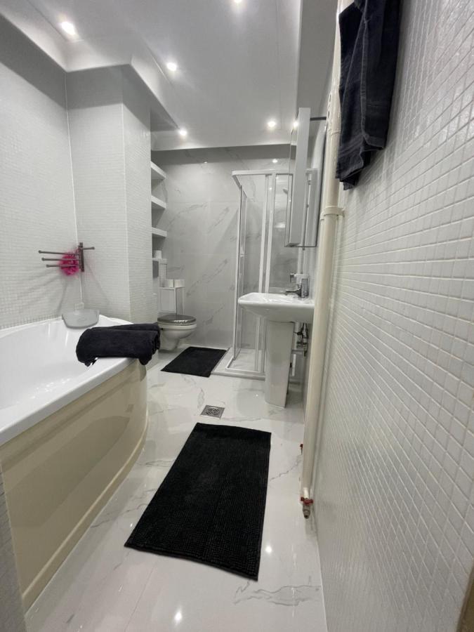 Ruben Apartman City Center Debrecen Exterior foto